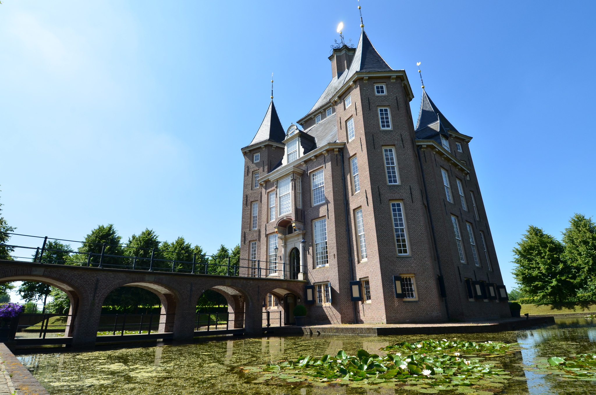 Kasteel Heemstede in Houten Eet nu Kasteel Heemstede in Houten Eet nu