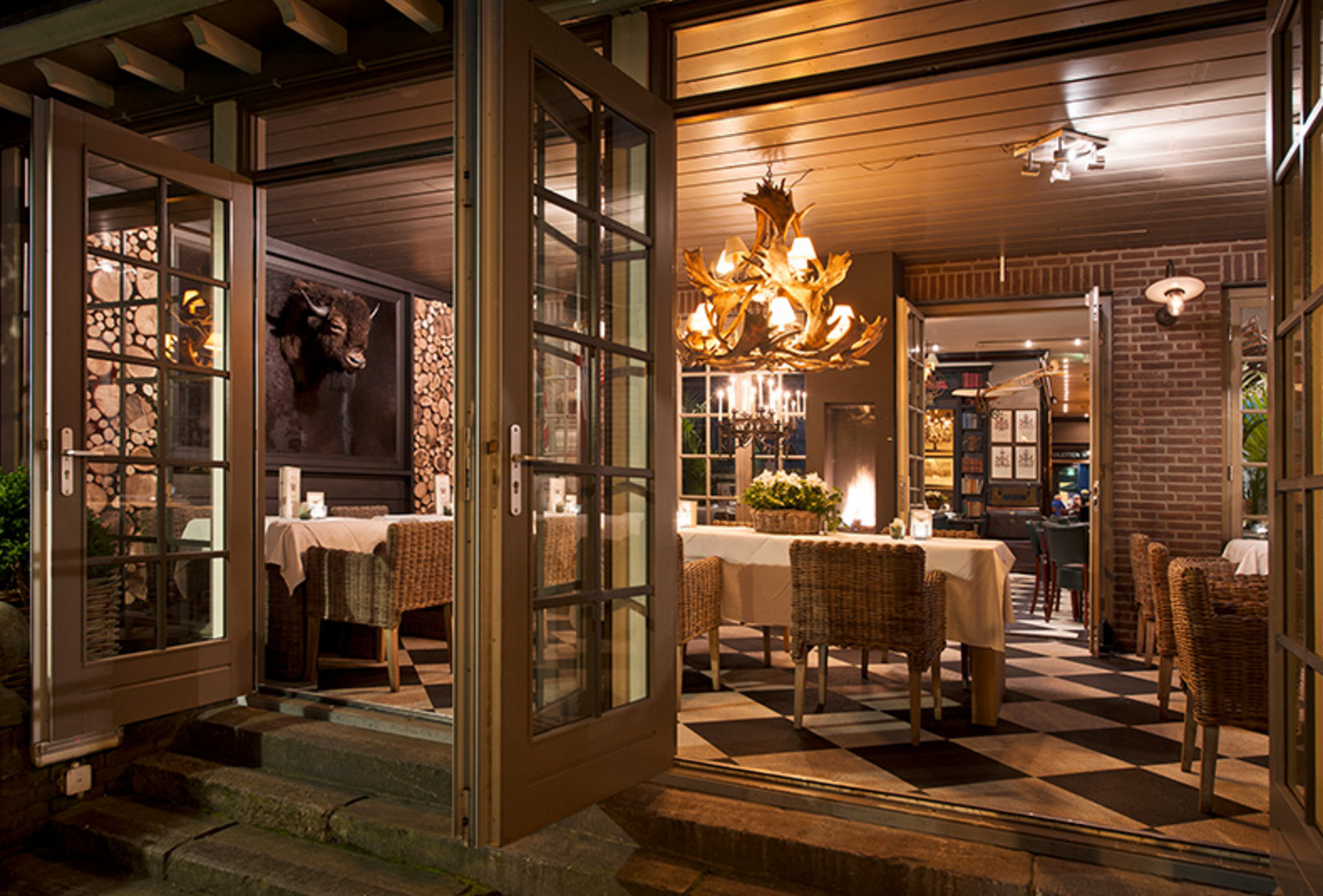 (Gesloten) Dickens & Jones in Breda Eet.nu