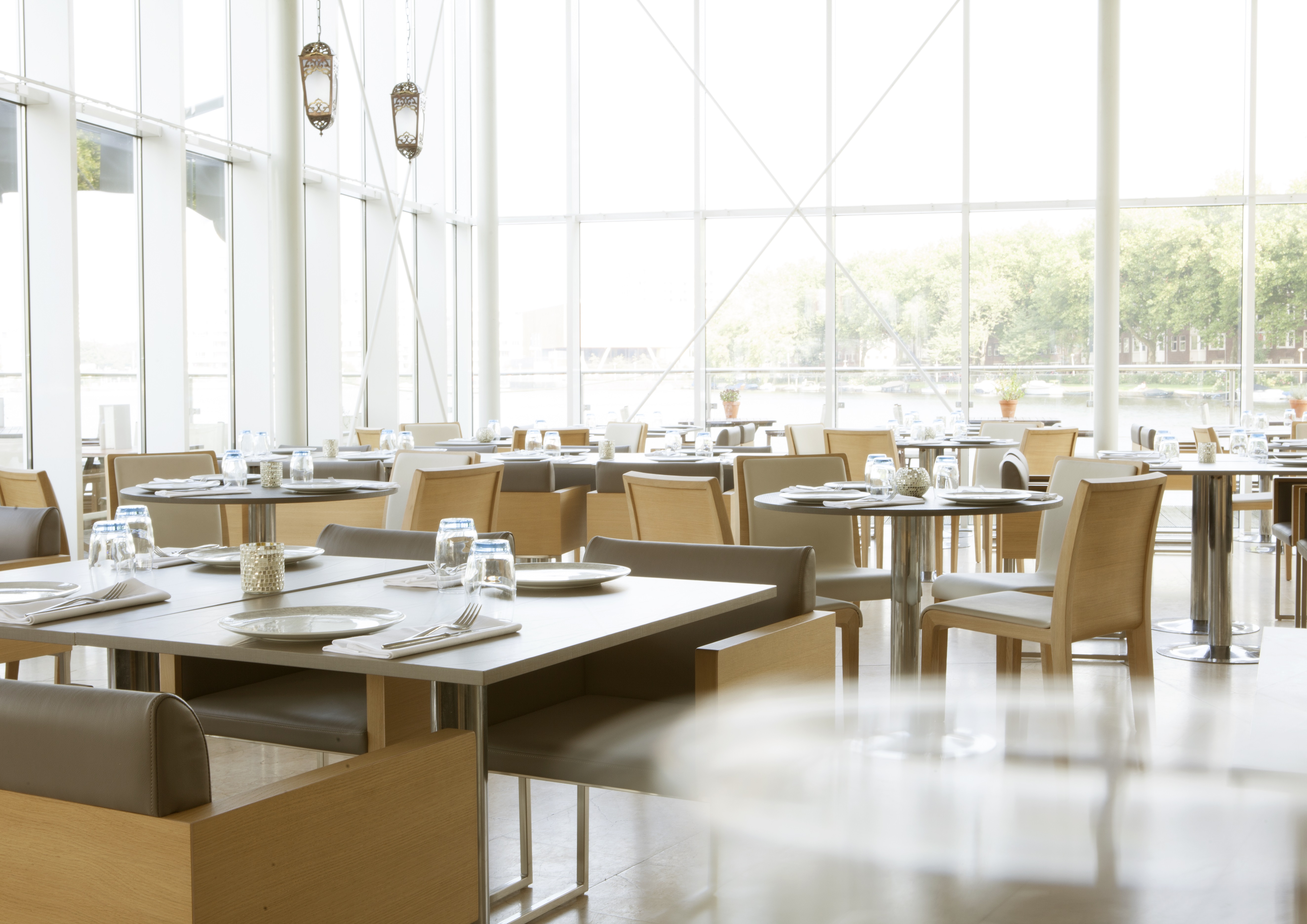 Cedars in Amsterdam Eet.nu