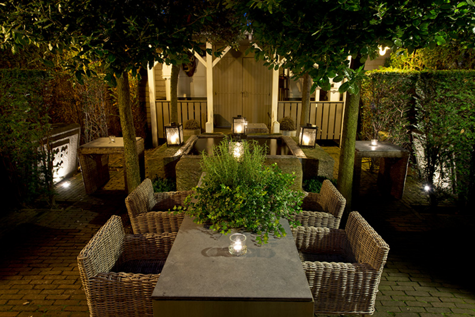 (Gesloten) Dickens & Jones in Breda Eet.nu