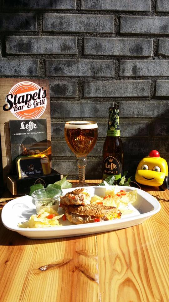 Stapel's Bar &amp; Grill in EttenLeur Eet.nu