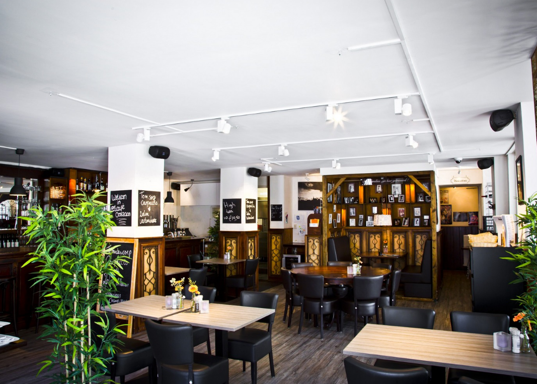 (Gesloten) Eetcafe Oostzaan in Oostzaan Eet.nu