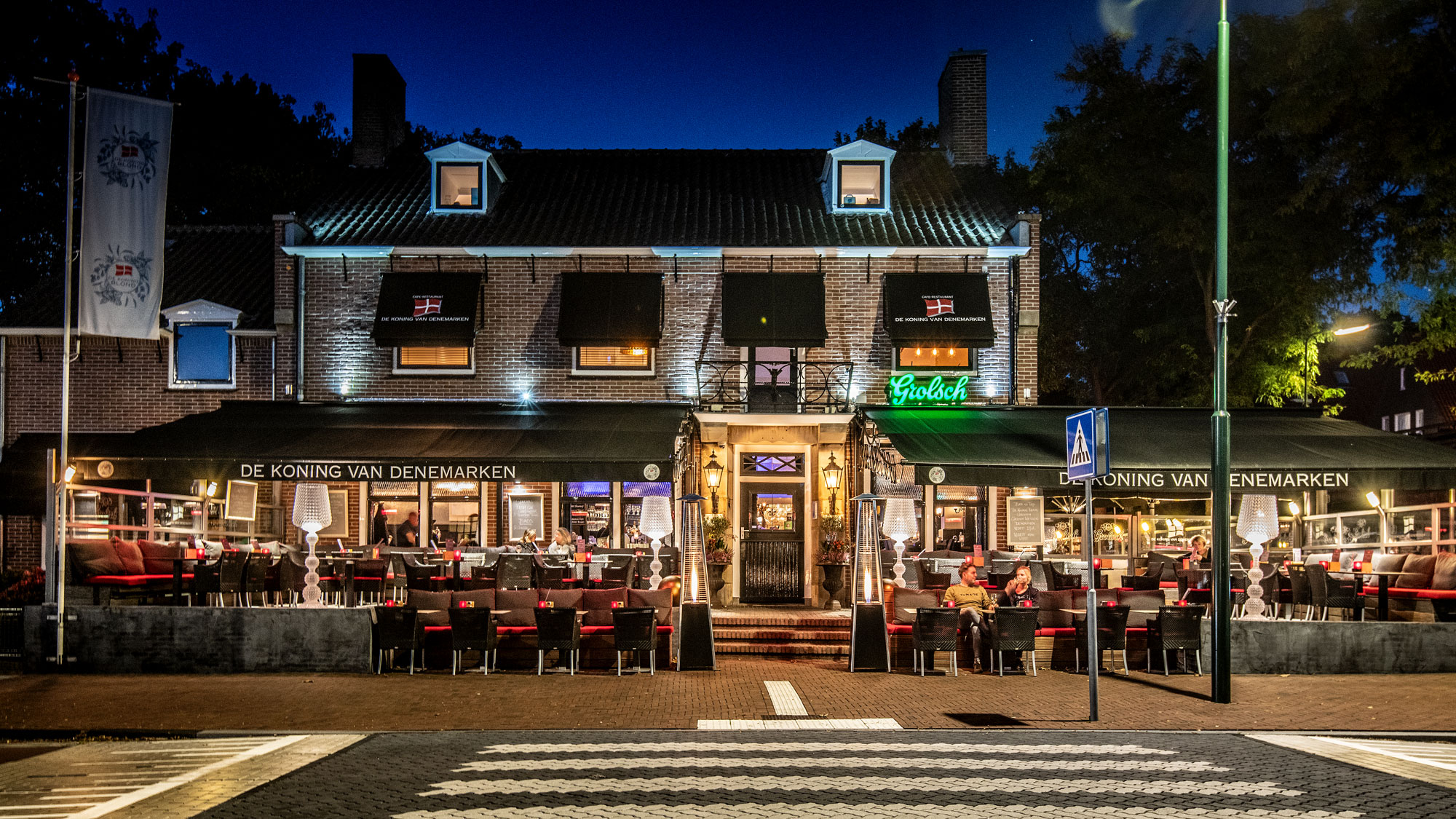 De Koning van Denemarken in Rhenen Eet.nu